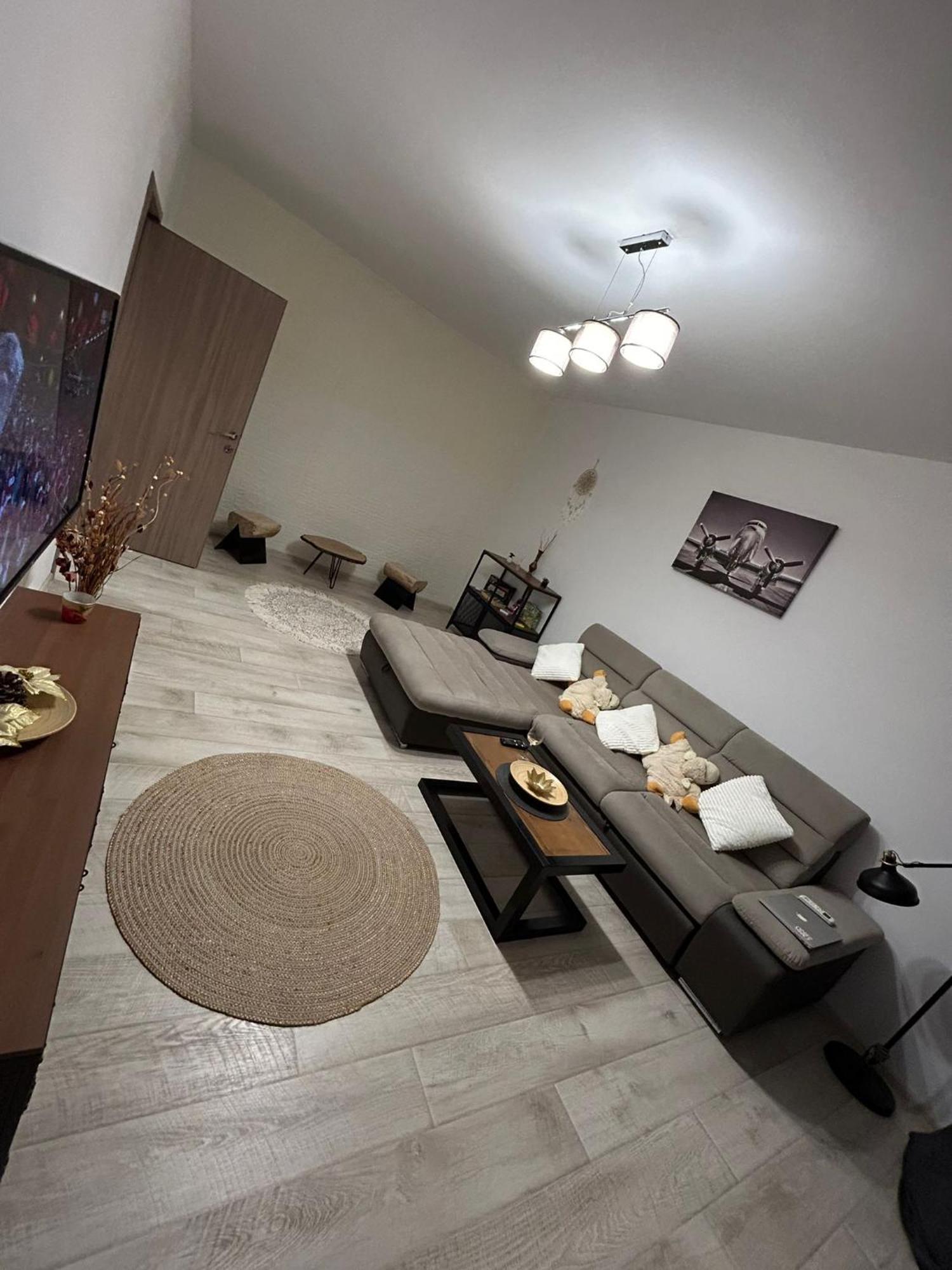 Cozy Apartment 130E By Plaza Βουκουρέστι Εξωτερικό φωτογραφία